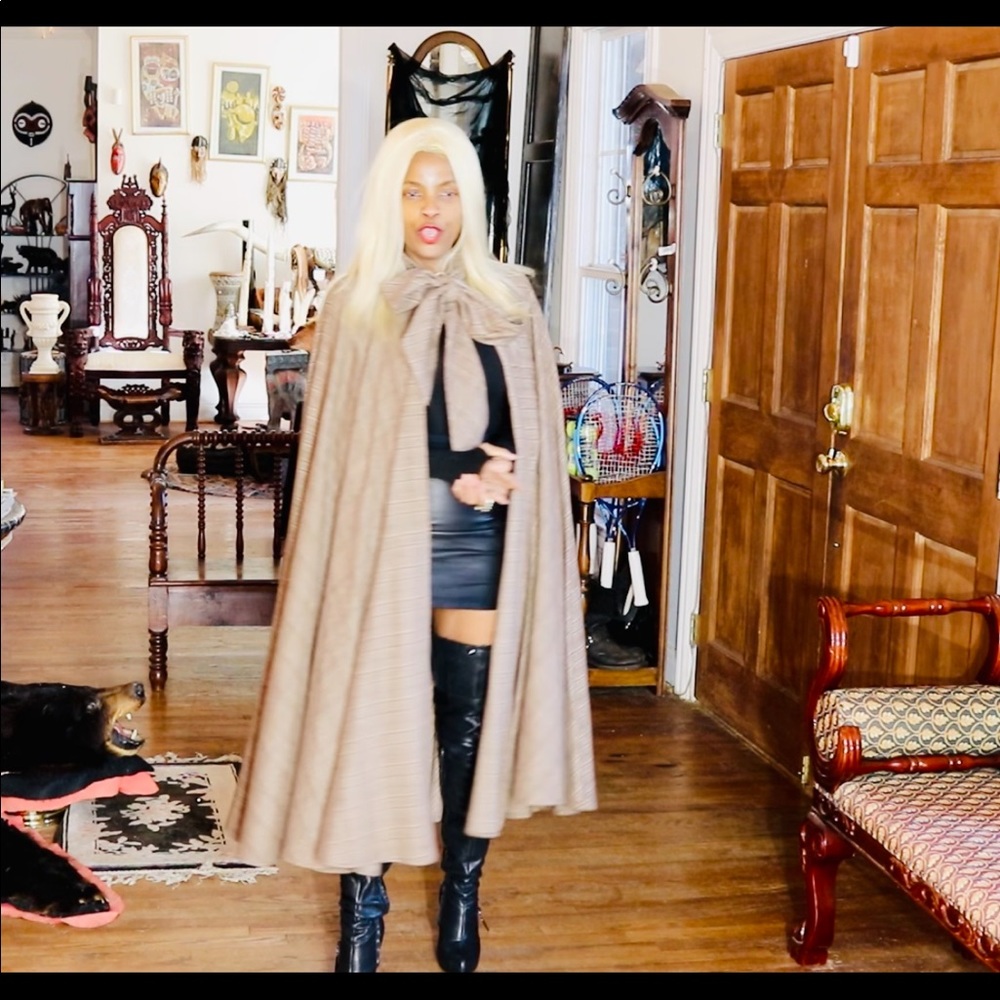 Emanuel Ungaro Neck Tie Plaid Cape Long Coat OS